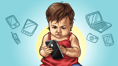 چگونه کودکان را از موبایل دور کنیم (۱۴ راه خلاقانه)